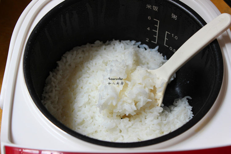酱香炒饭步骤4