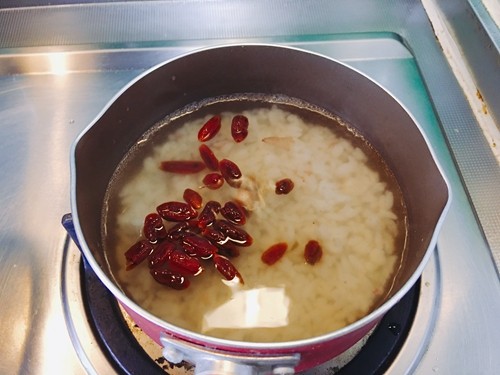 玫瑰枸杞沙参粥步骤8
