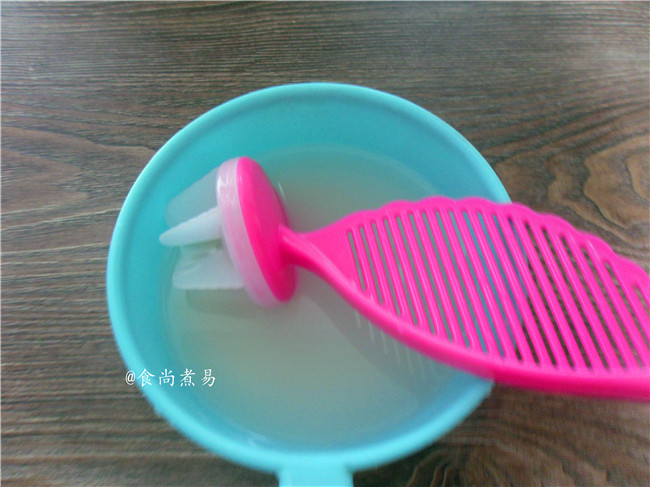 肉沫粥步骤1