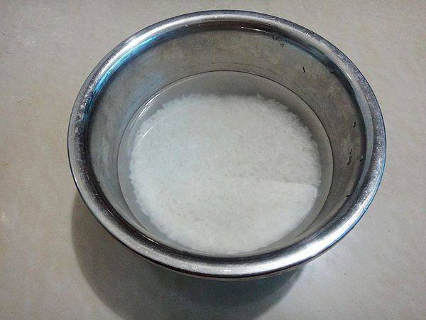 火腿红薯砂锅饭步骤1