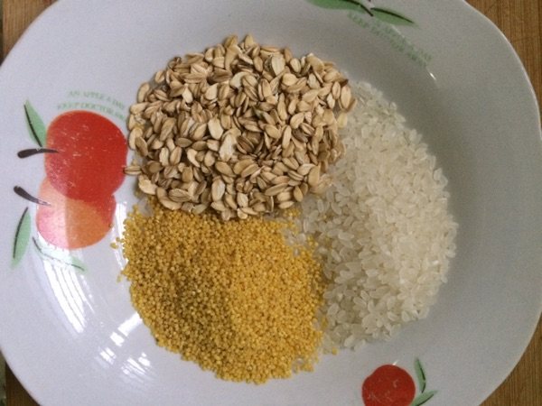 紫薯杂粮豆浆步骤1
