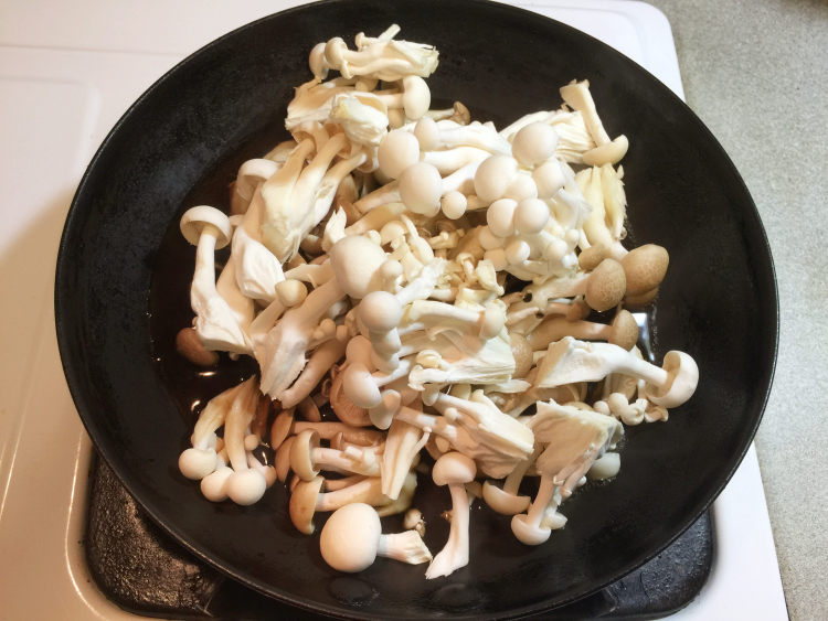 牡蠣双菇炊饭步骤6
