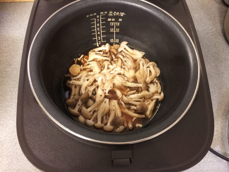 牡蠣双菇炊饭步骤10
