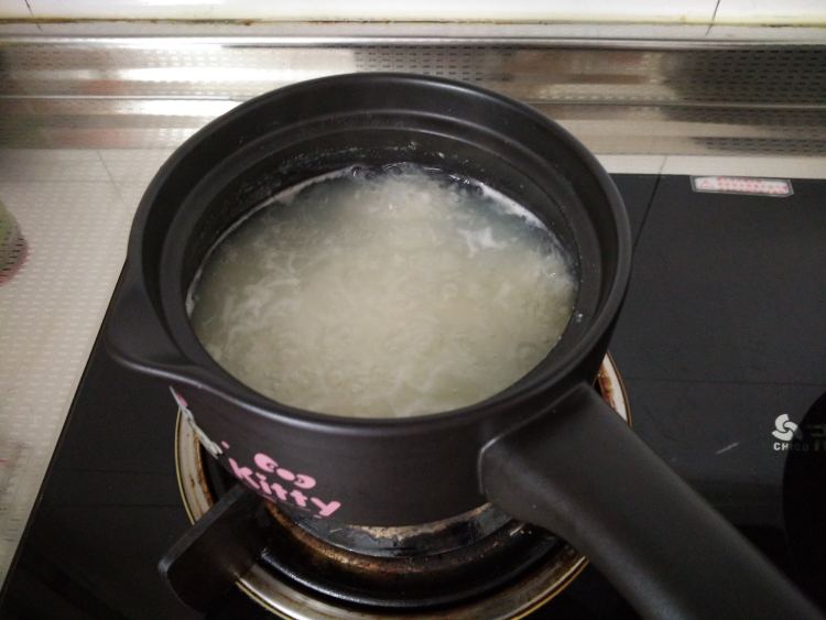 胡萝卜香菇瘦肉粥步骤3