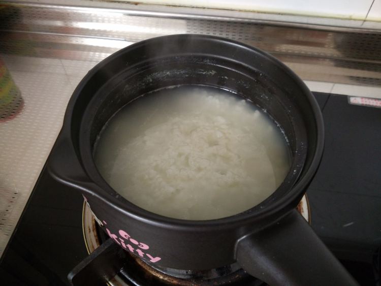 胡萝卜香菇瘦肉粥步骤4