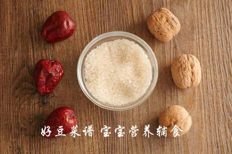 核桃红枣米糊步骤1