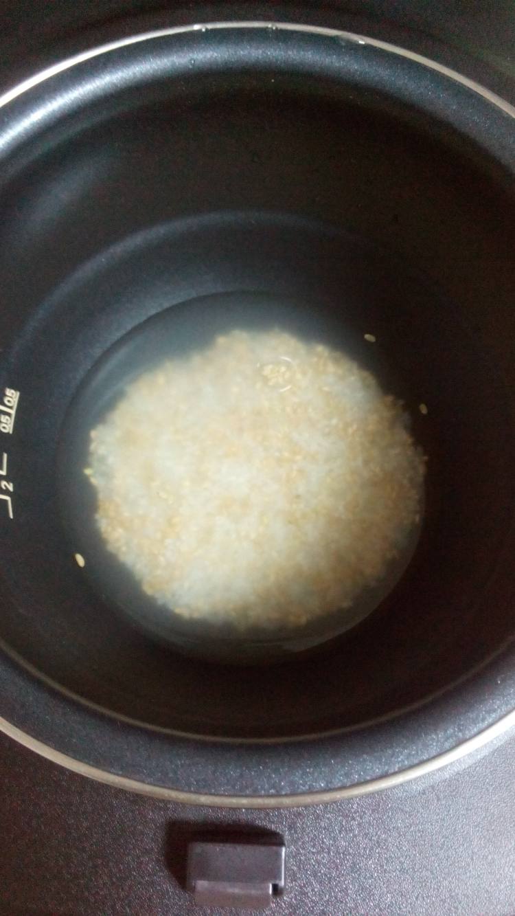 时蔬糙米饭步骤2