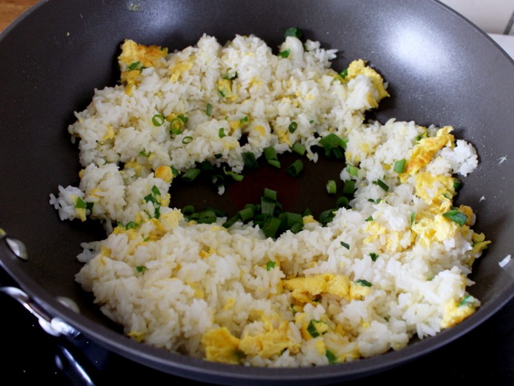 鸡蛋炒饭#不忘初心#步骤7