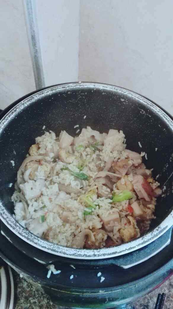 莲藕焖饭步骤8