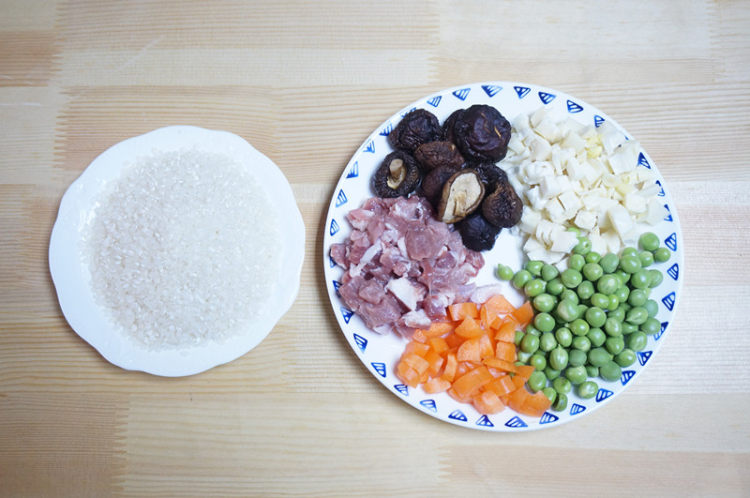私房豌豆饭步骤1
