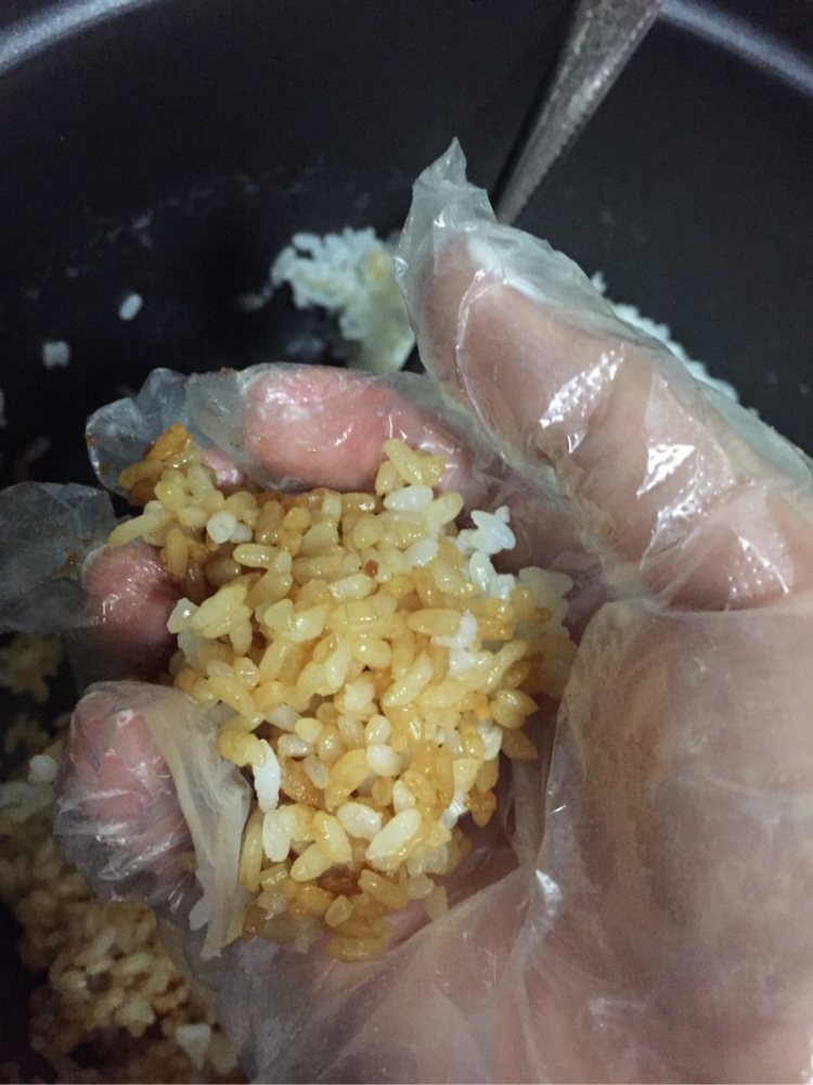 考拉造型饭团步骤8