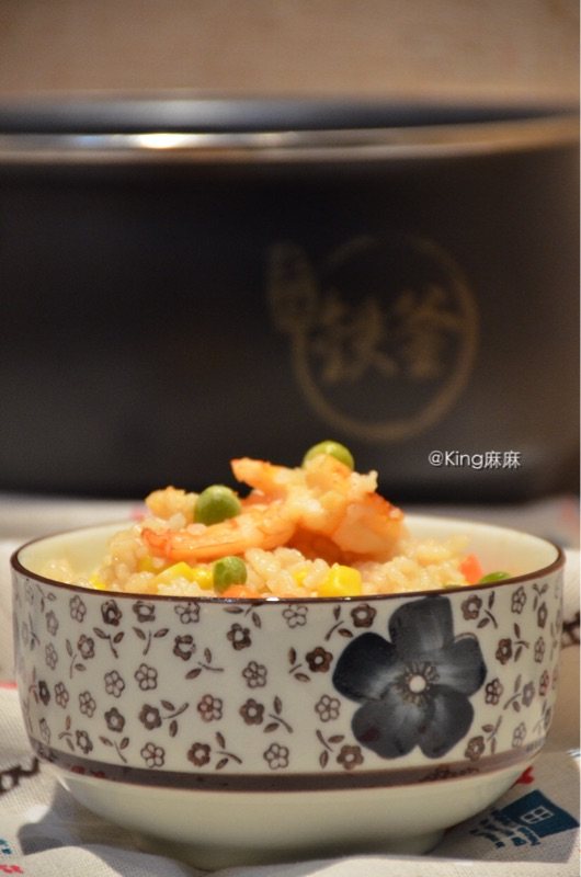 什锦虾仁煲仔饭步骤8