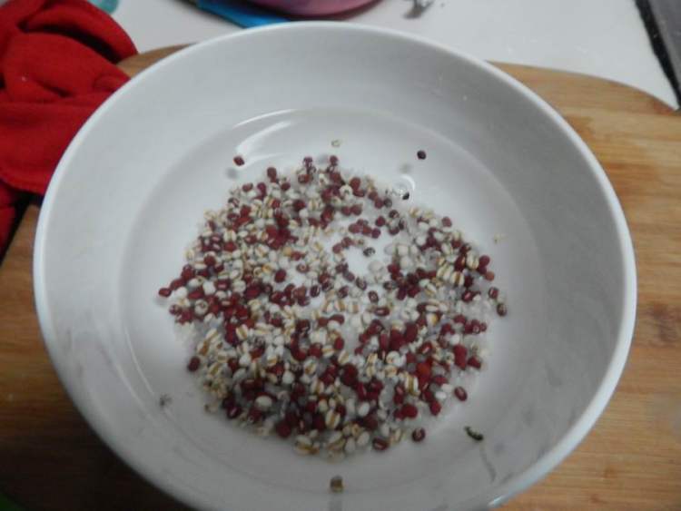 红豆薏仁浆步骤2