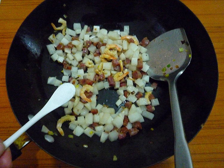 腊味萝卜饭步骤9