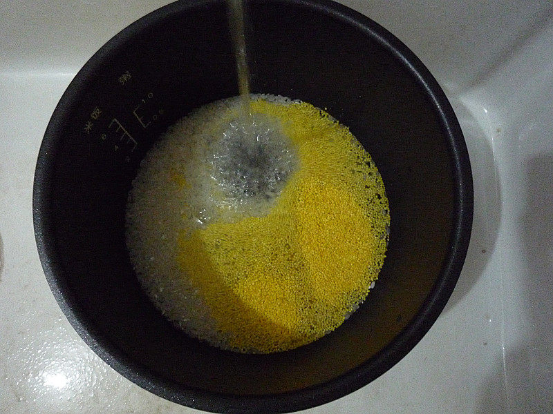 小米红薯饭步骤2