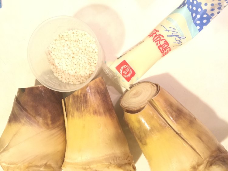 鮮筍沙拉步骤1