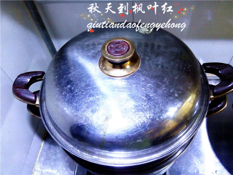 粽香腊肠蒸饭（仿竹筒步骤11