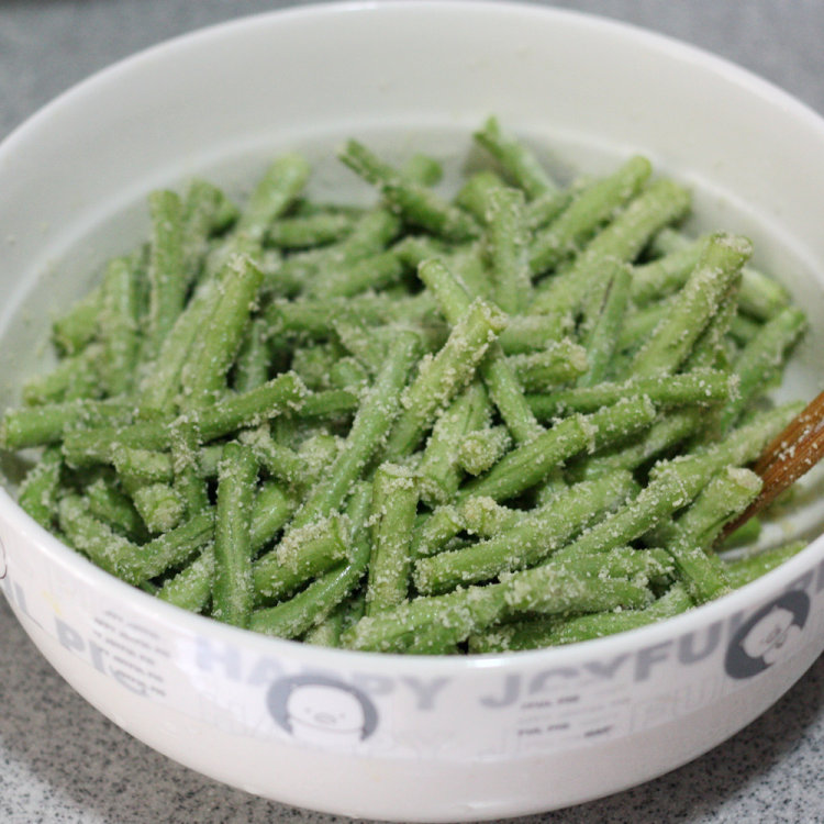 粉蒸豆角步骤10