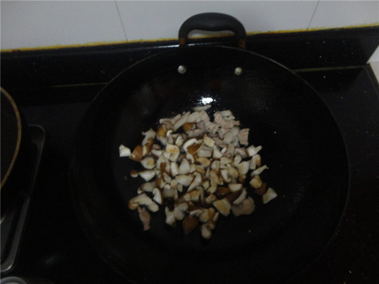 【手工美食】闽南咸饭步骤3