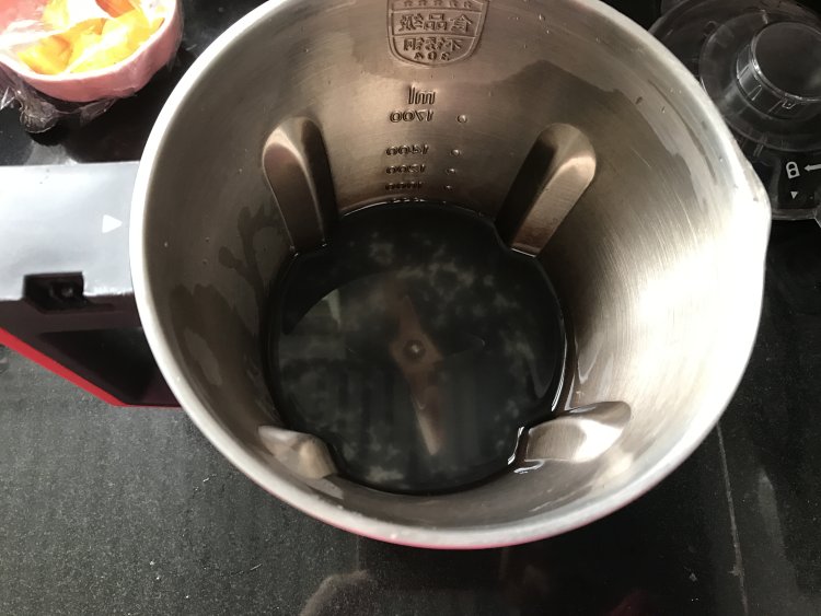 糯米黑豆浆步骤4