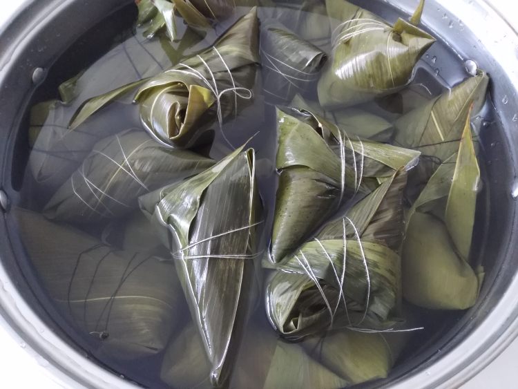 红豆花生红枣粽步骤7