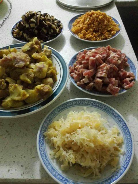 台湾小吃＂糯米肠＂步骤1
