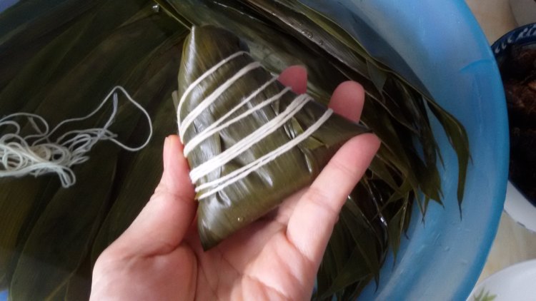 酱香排骨粽步骤6