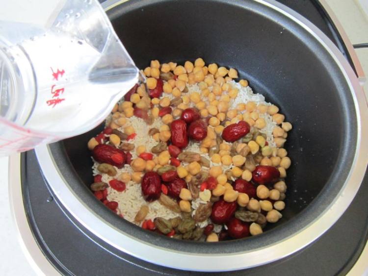 红枣鹰嘴豆糯米饭步骤6
