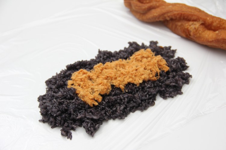乌饭肉松油条步骤11