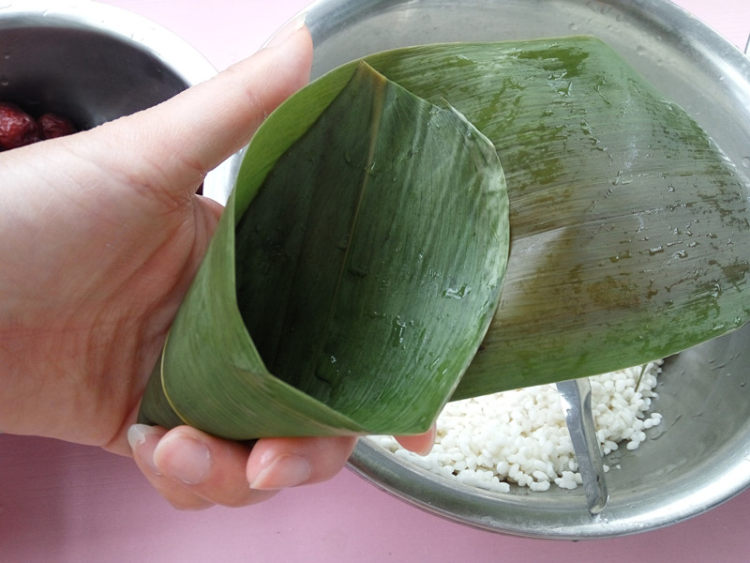 红枣糯米粽步骤4