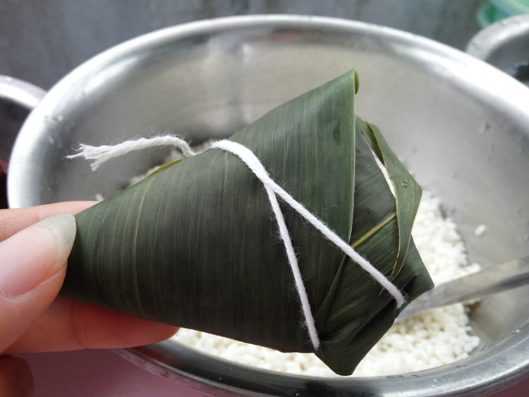 红枣糯米粽步骤8