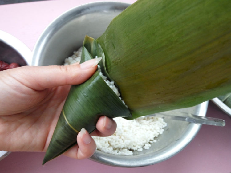 红枣糯米粽步骤6
