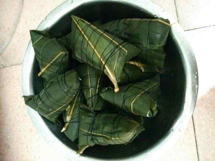 红豆蜜枣粽步骤8