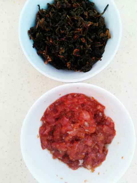 梅干菜肉末糯米饭步骤2