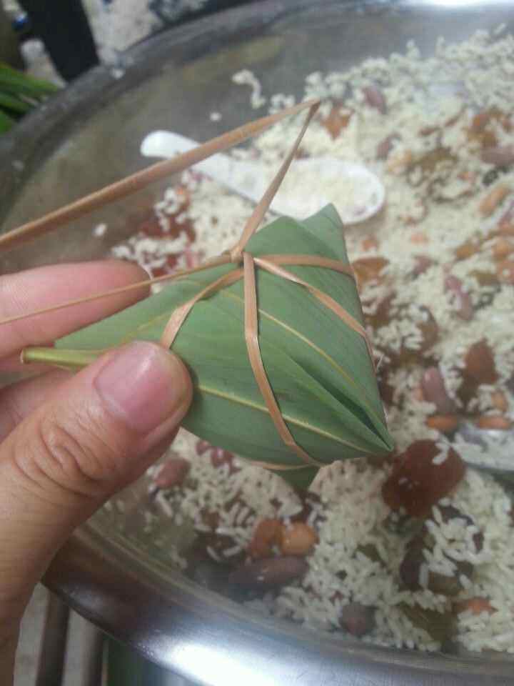 红豆蜜饯粽步骤8