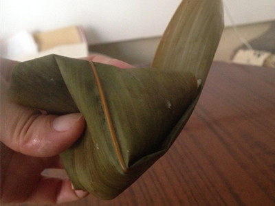 豆香烧肉粽步骤15