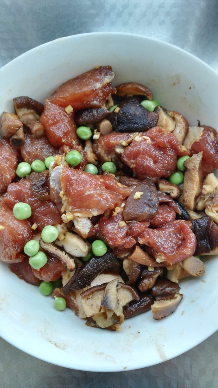 荷叶糯米蒸肉#新鲜从步骤6