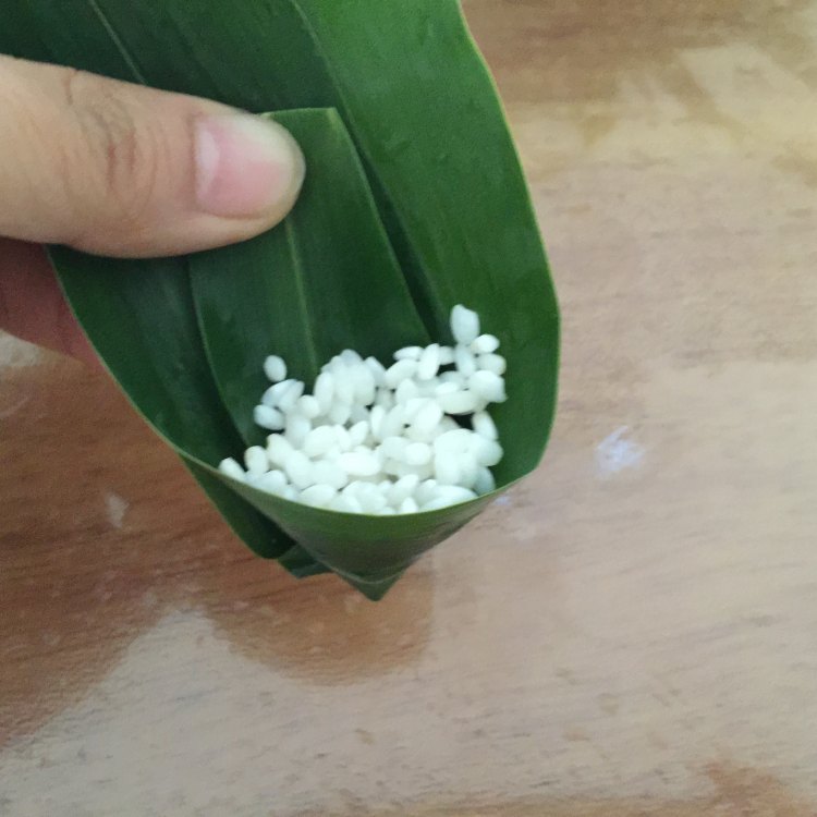 八宝糯米粽子步骤5
