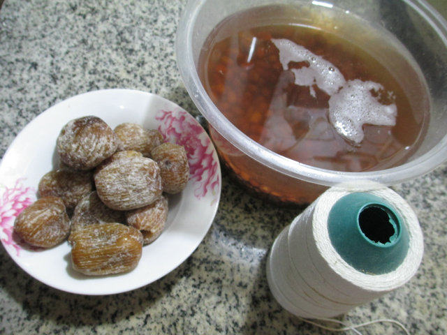 蜜枣红豆糯米粽步骤2