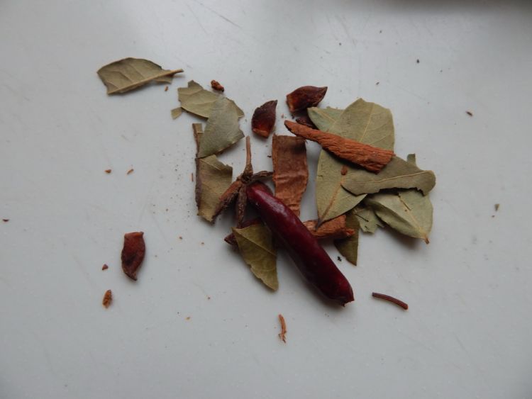 自制五香蒸肉粉步骤3