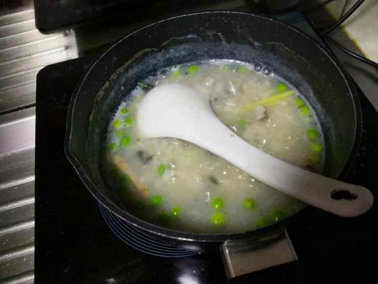 火腿皮蛋粥#多效护理步骤8