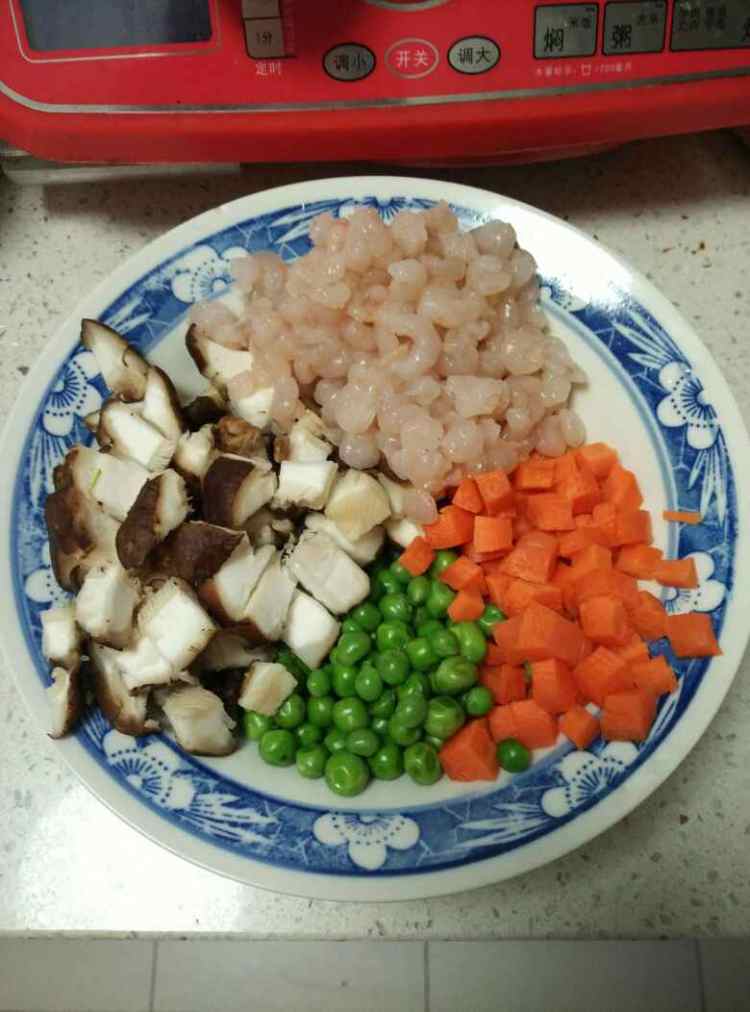 腊肠荷叶饭步骤4