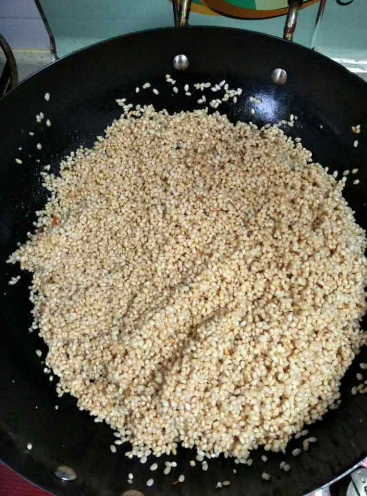 腊肠荷叶饭步骤7