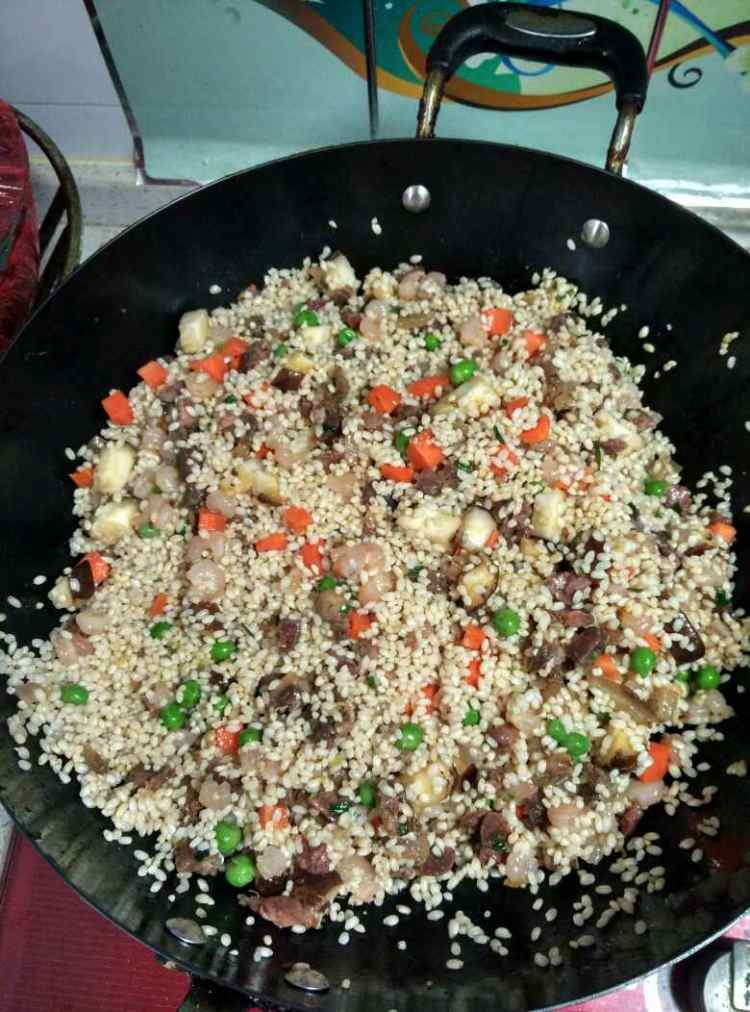 腊肠荷叶饭步骤8