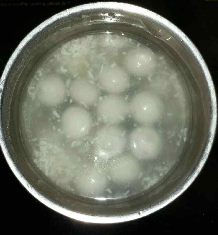 酒酿蛋花酿圆子步骤2