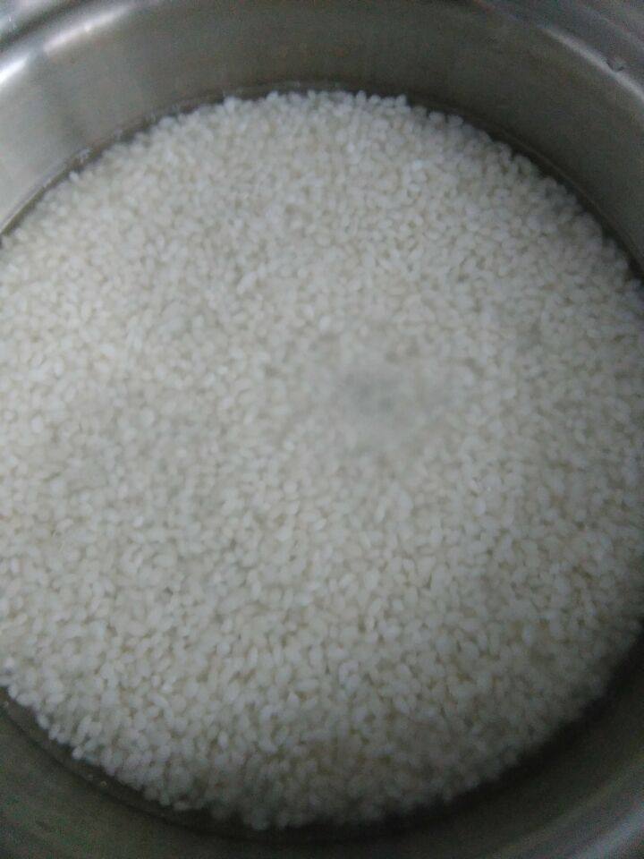 鲜虾香芒椰浆饭步骤1
