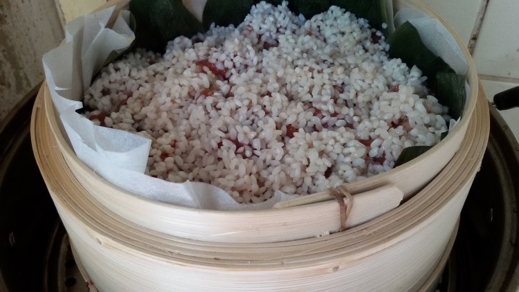 葱香糯米排骨步骤7
