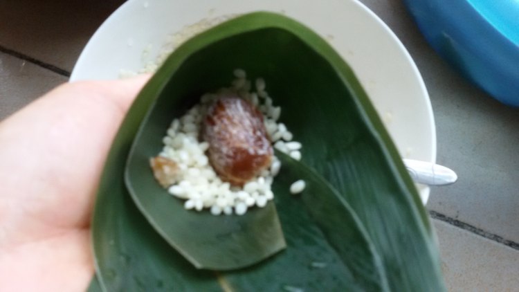 【手工美食】蜜枣碱水步骤4