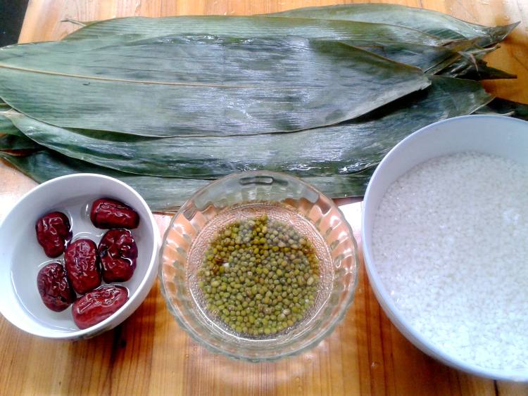 【手工美食】绿豆红枣步骤1