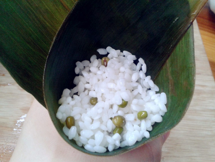 【手工美食】绿豆红枣步骤6